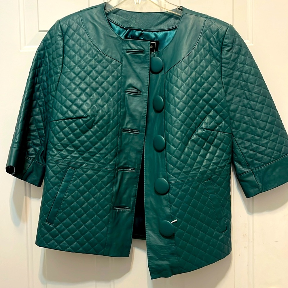 Leather jacket with 3/4 sleeves